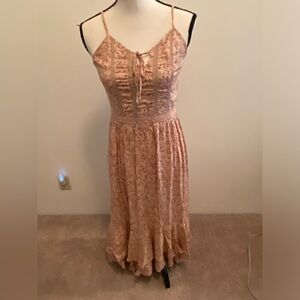 Cute ruffled high low dress, great for summer!!